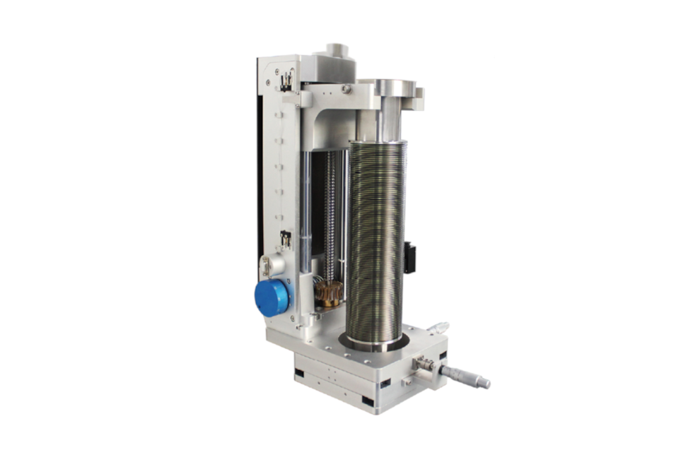 Средний трехкоординатный привод